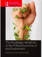 Informer l'économie politique des transitions énergétiques et climatiques : outils de modélisation, cadres de conception des trajectoires et défis analytiques